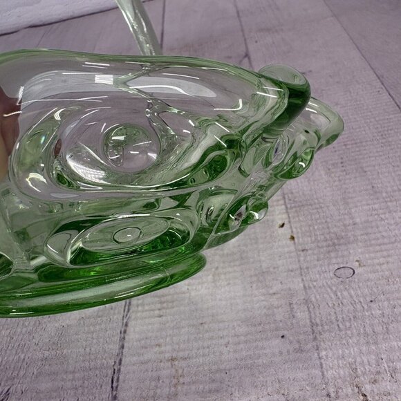 Hand Made SEA MIST GREEN Ruffled Circles Eye Handled Art Glass 7" Tall Basket - Picture 11 of 16